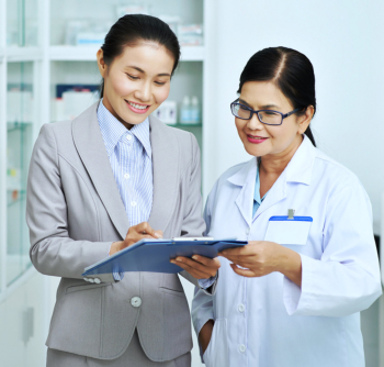 pharmacist and a woman talking